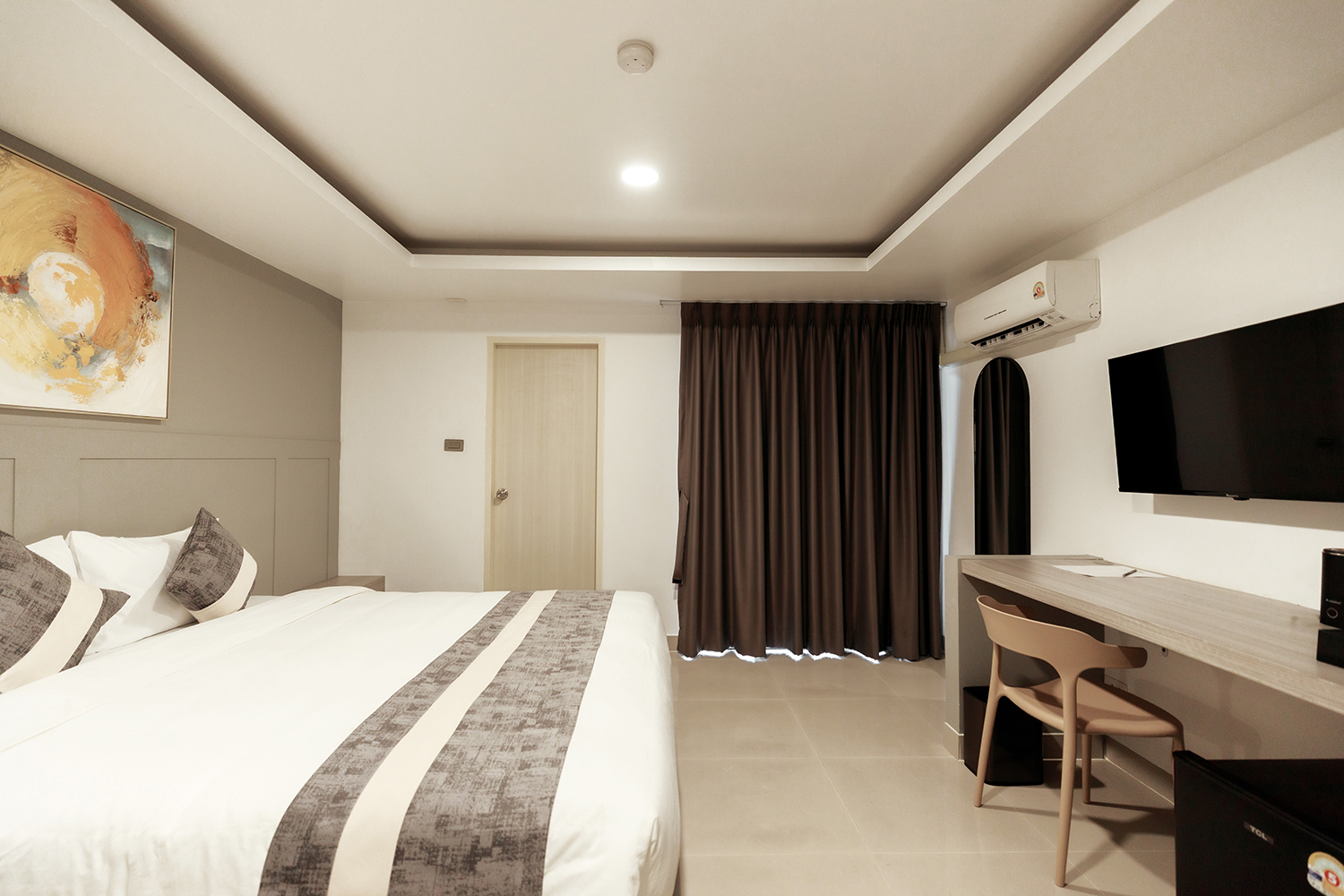 King Bed Room