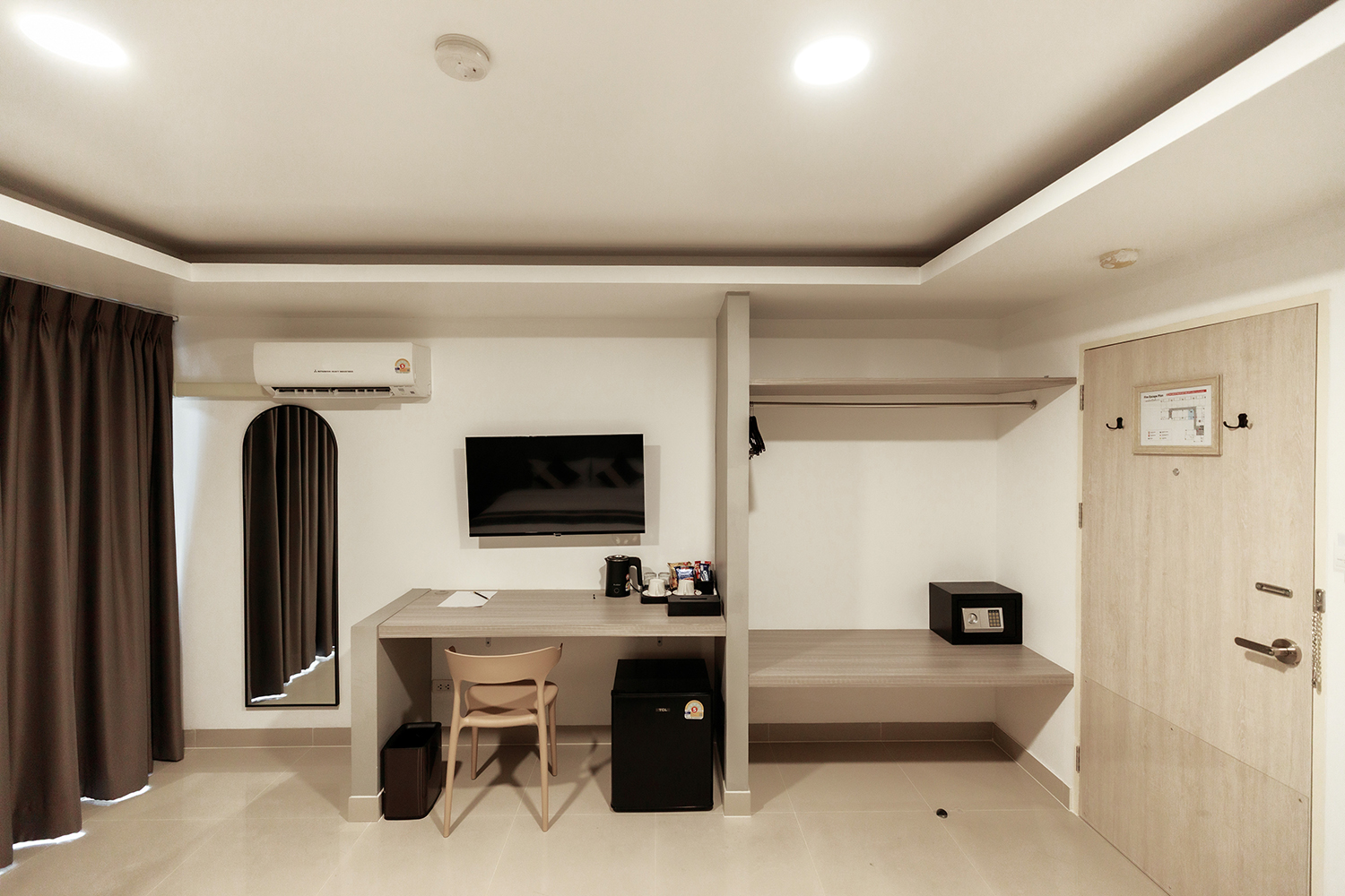 King Bed Room