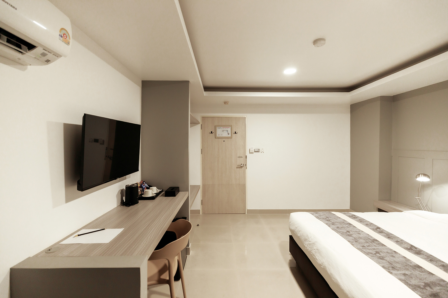 King Bed Room