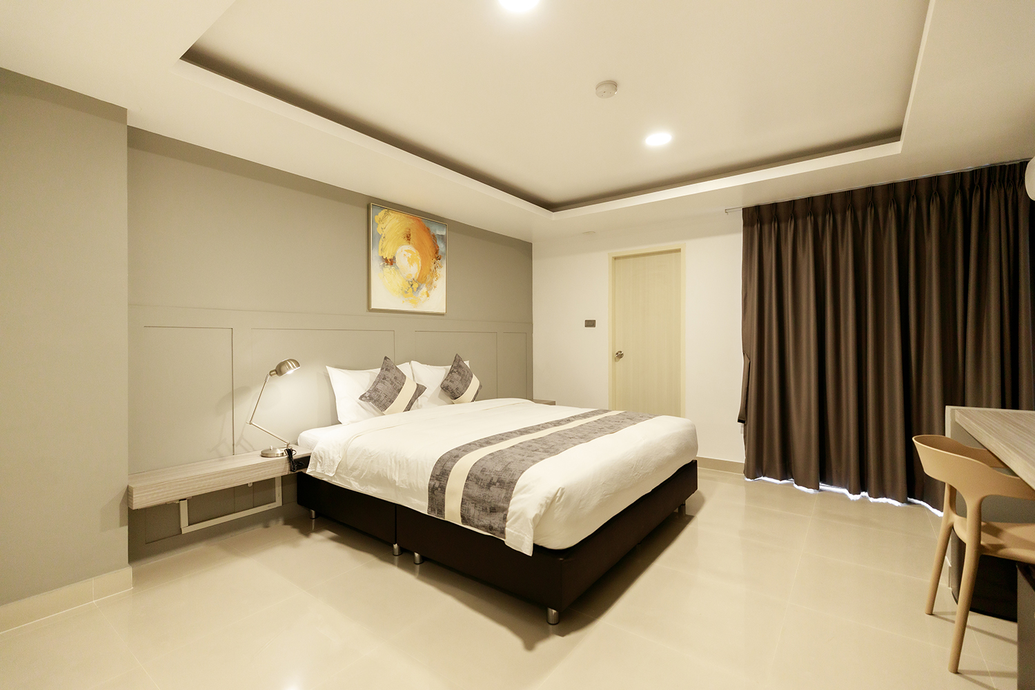 King Bed Room